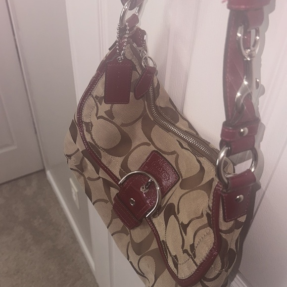 Coach purse - Picture 2 of 16